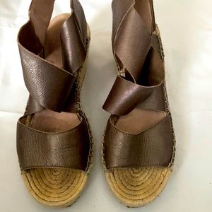 Eileen Fisher wedge 8.5 comfortable espadrille Eileen Fisher sandal comfort